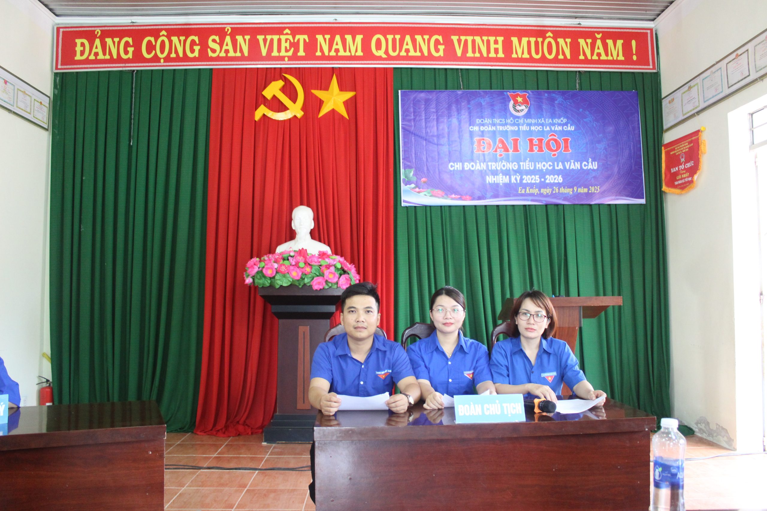 ĐẠI HỘI CHI ĐOÀN THANH NIÊN LA VĂN CẦU NHIỆM KỲ 2025 – 2026.